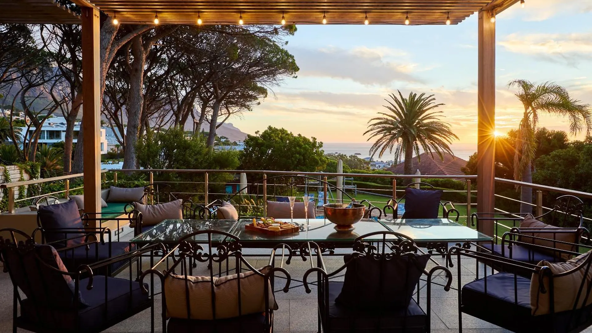 Villa 42 On Strathmore Cape Town