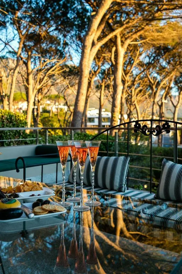 Villa 42 On Strathmore Cape Town